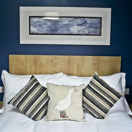The Ugly Duckling Bed & Breakfast Telford Dış mekan fotoğraf