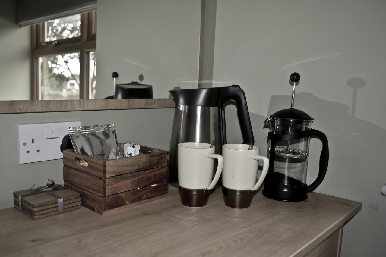 The Ugly Duckling Bed & Breakfast Telford Dış mekan fotoğraf