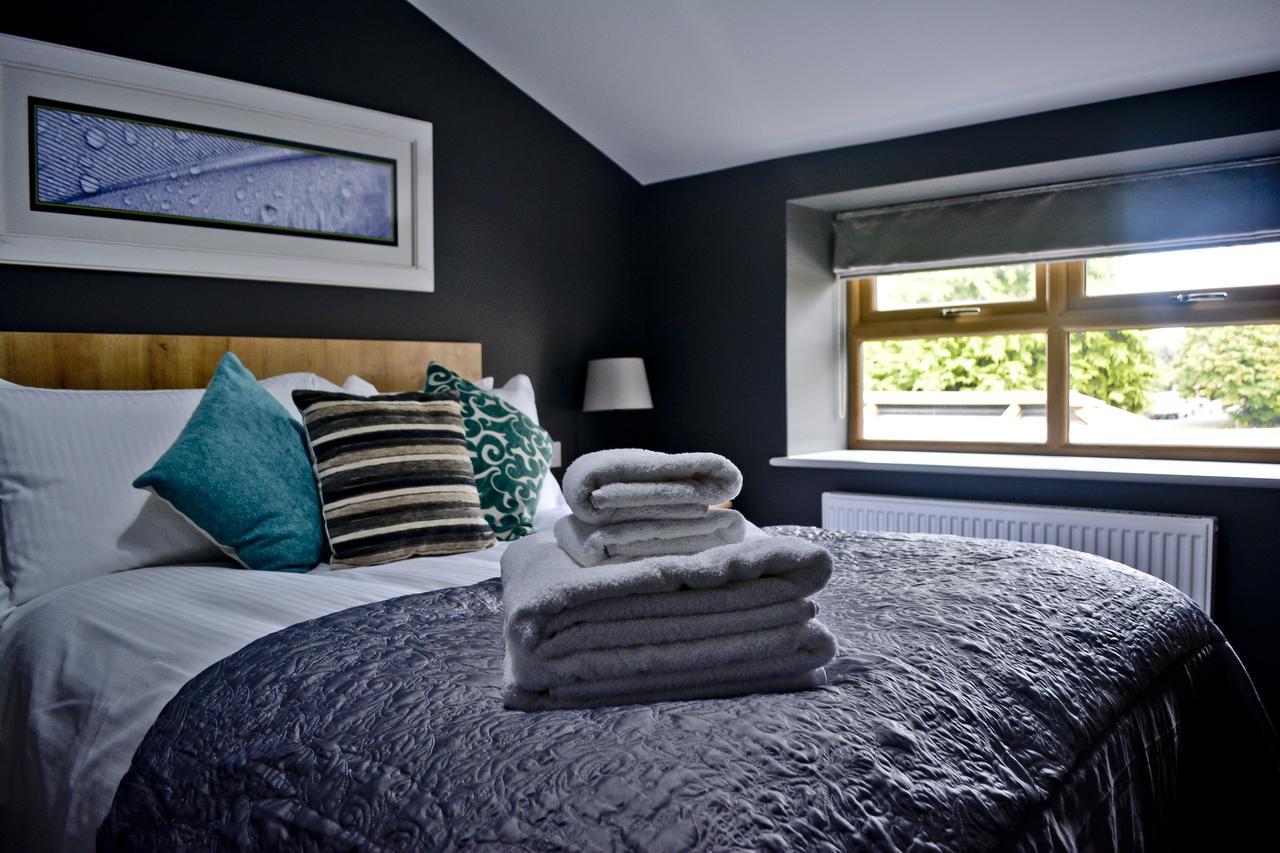 The Ugly Duckling Bed & Breakfast Telford Dış mekan fotoğraf