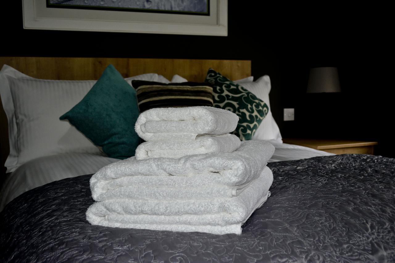 The Ugly Duckling Bed & Breakfast Telford Dış mekan fotoğraf