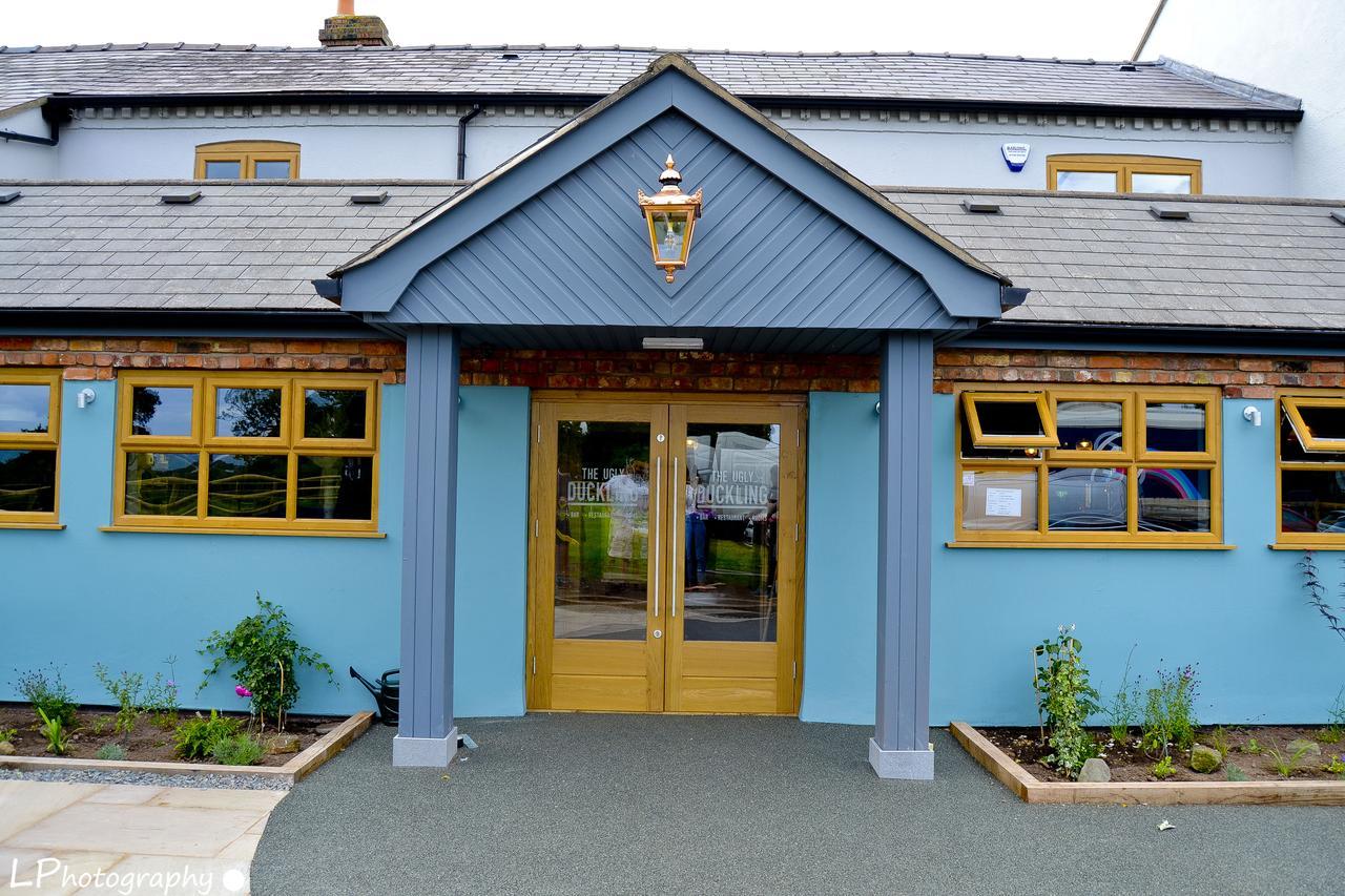 The Ugly Duckling Bed & Breakfast Telford Dış mekan fotoğraf